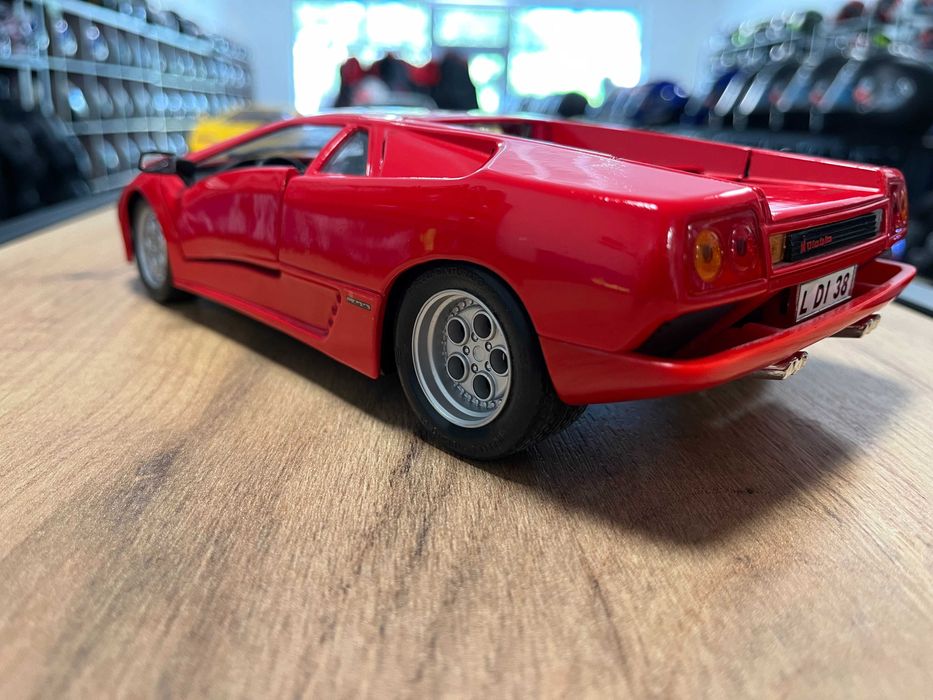 Метална колекционерска колички BBURAGO LAMBORGHINI DIABLO  1:18