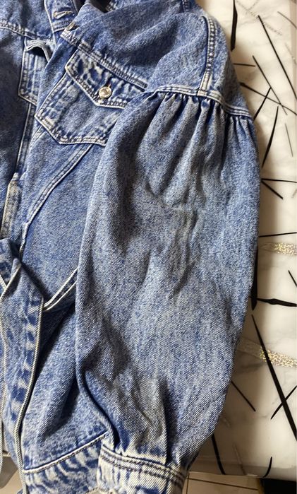 Geaca de blugi Bershka