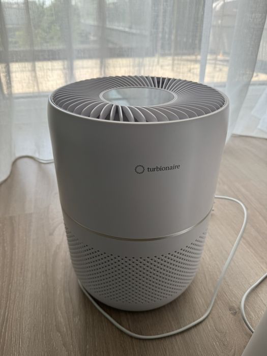 Purificator si umidificator de aer
