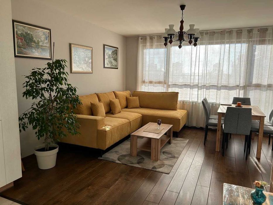 Продава се Тристаен апартамент в София, Горна баня - 90 кв.м за 1445 €/кв.м - Снимка #1