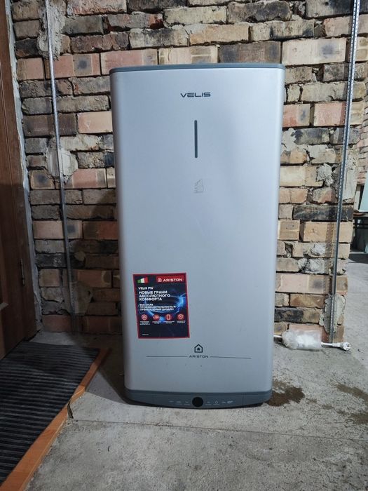 Водонагреватель 80л