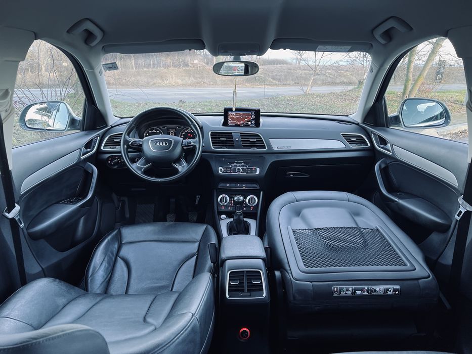 Audi Q3 / Quattro 2.0 TFSI / Keyless & Go Entry