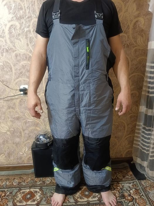 Продам комбинезон зимний мужской