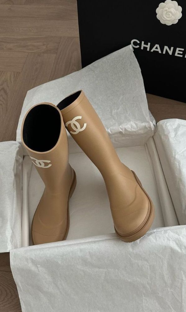Гумени ботуши Chanel