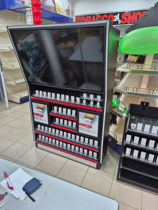 Търговско оборудване за хранителен магазин