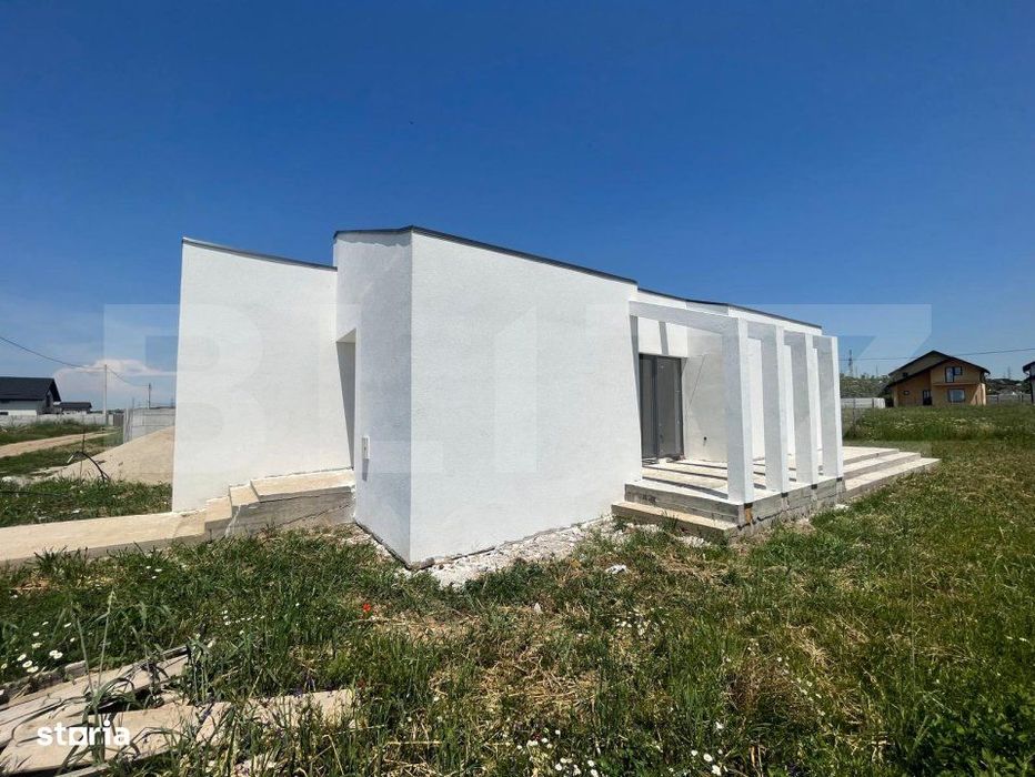 Casa pe parter cu un design deosebit, zona nordica / Simnicul de Jos