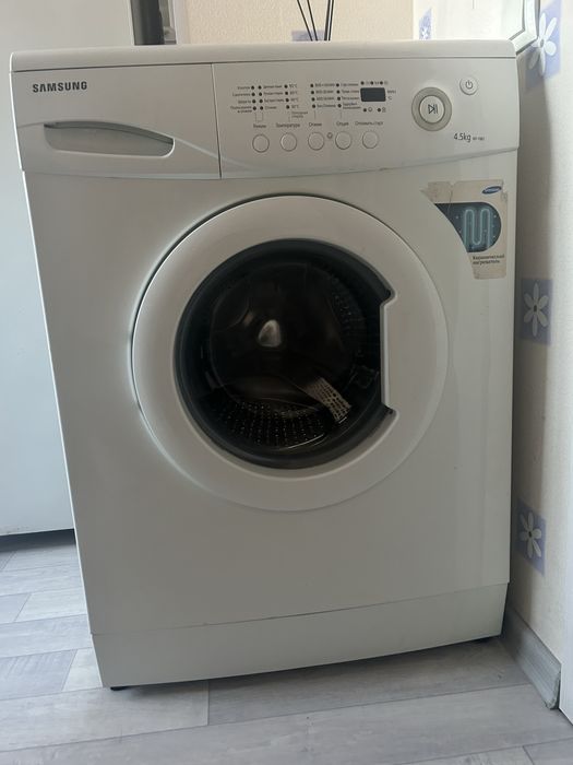 Машинка автомат в хорошем состоянии