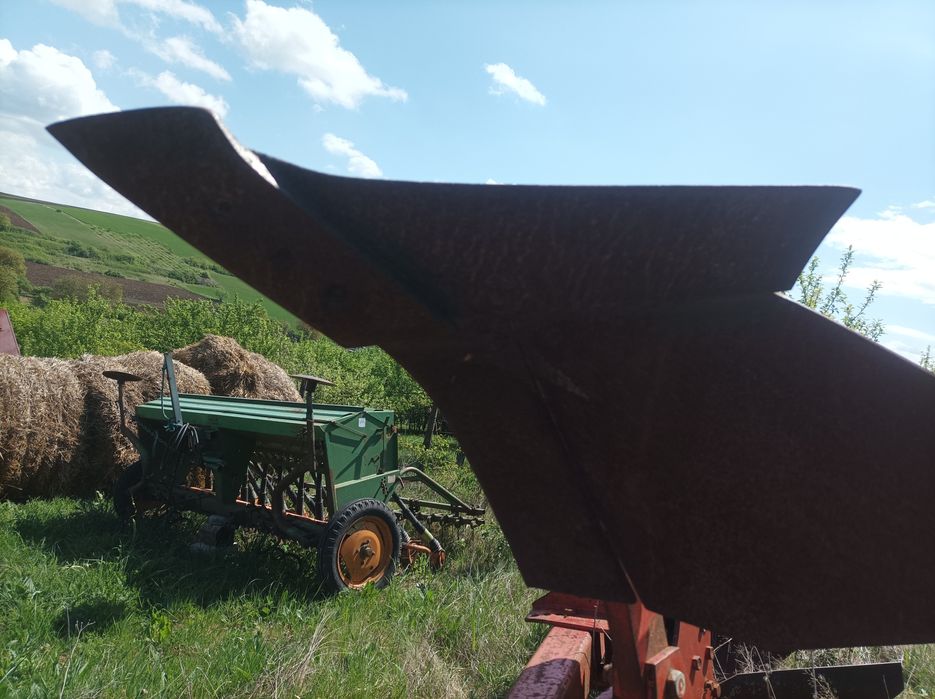 Plug 3+1 Gregoire Besson