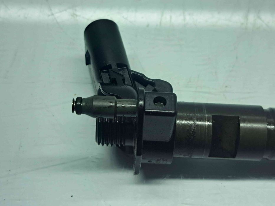 Injector  AUDI A5 Sportback (8TA) [Fabr 2009-2015] 03L130277 2.0 TDI C