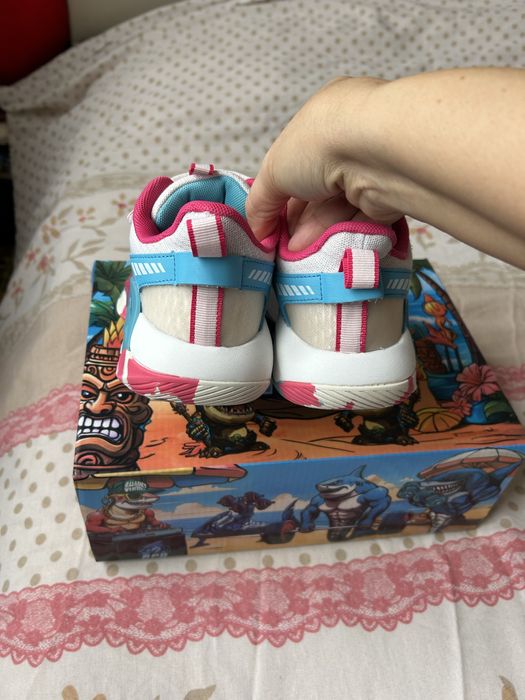 Apj маратонки / Анди студио