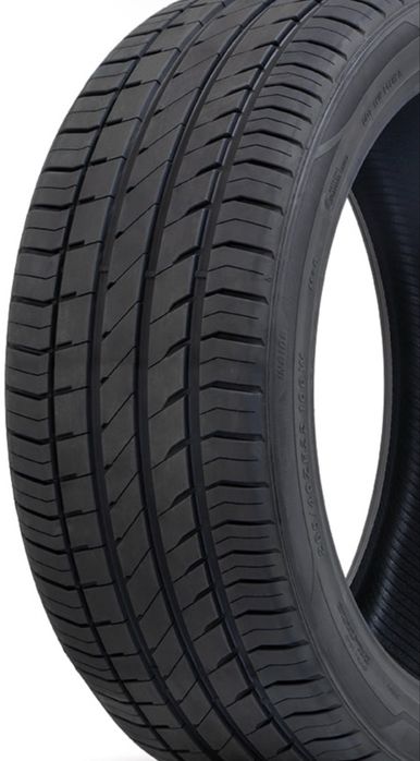 Tourador X Spreed 245/35 R19