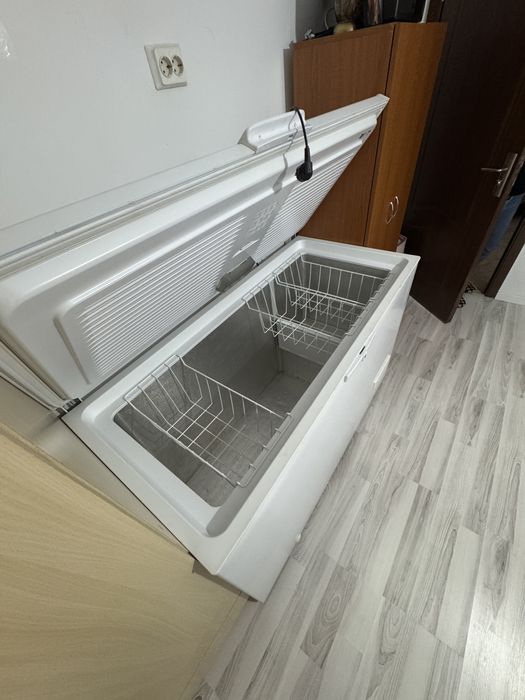 Vand irgent  lada frigorifica