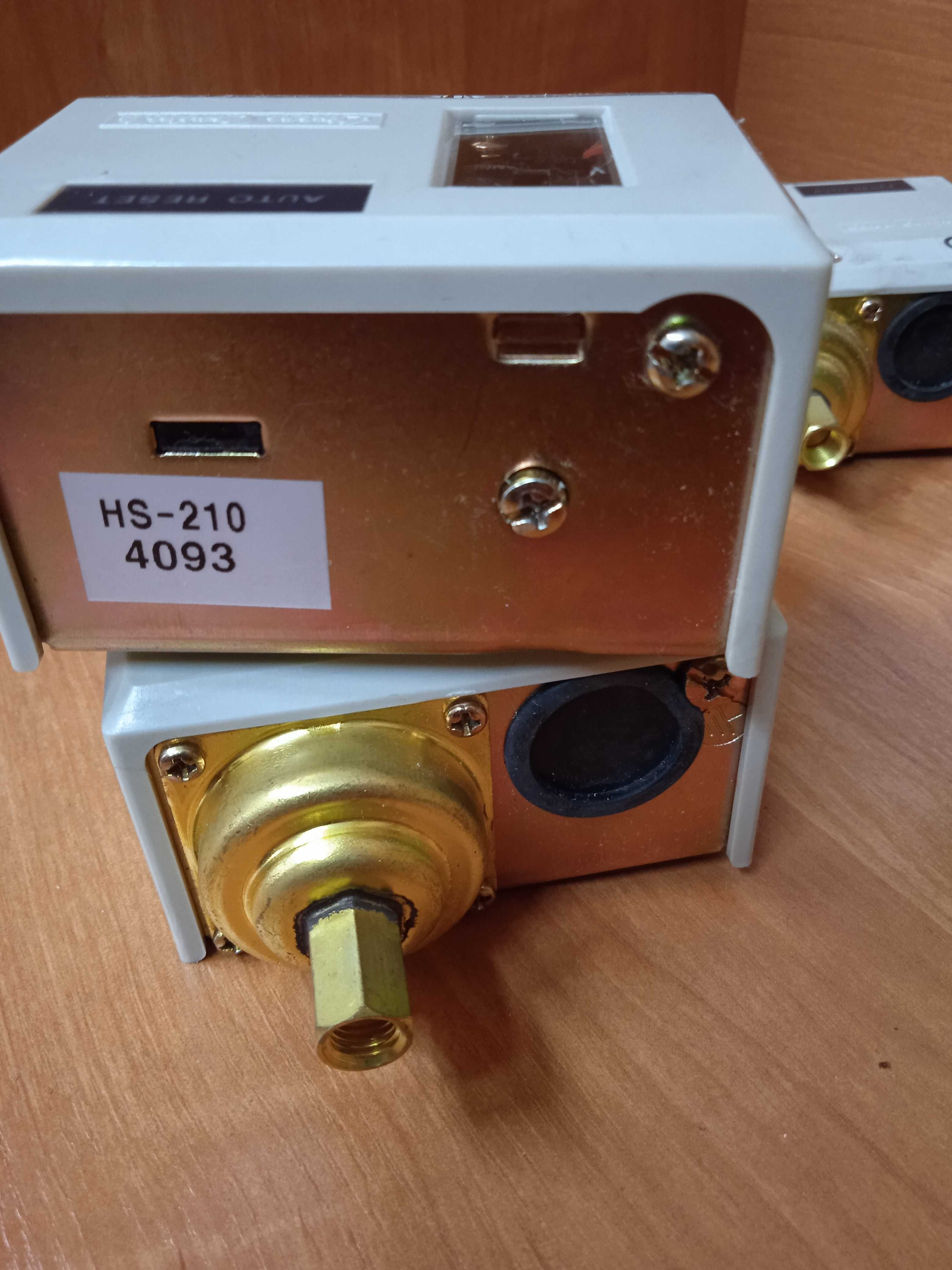 КИП реле контроля давления прессостат HS-210 10 bar PD4  2 шт