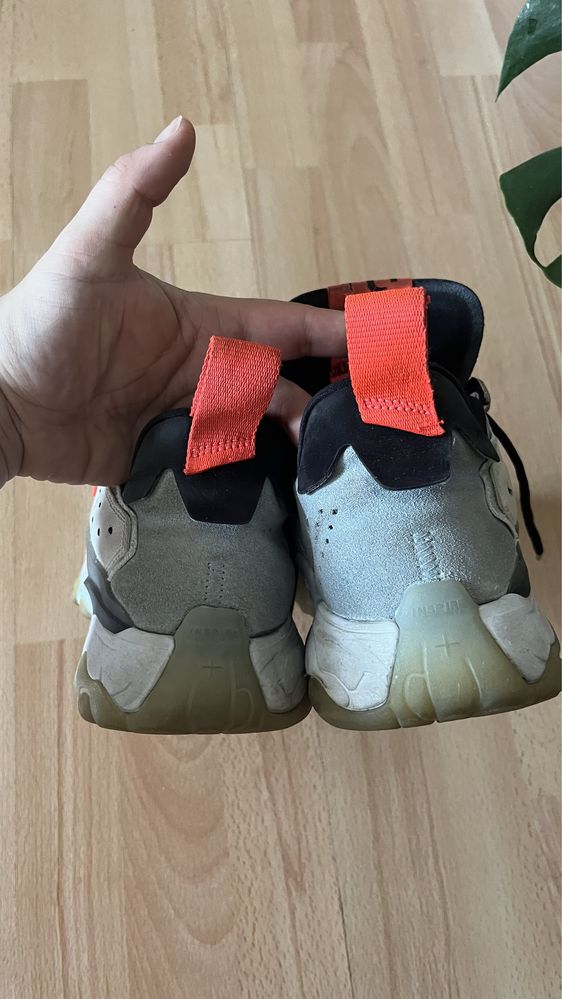 Sneakers Jordan Delta 2