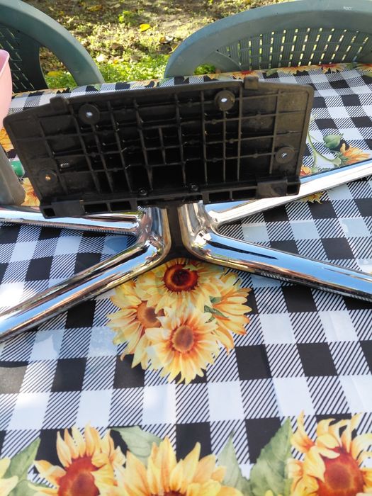 Стойки за телевизори