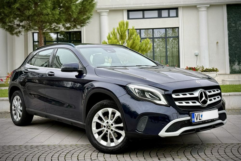 Mercedes GLA Facelift 180d Cutie Automata ! Garantie 12 Luni!