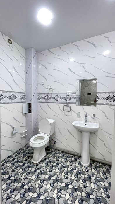 5-mikr dan 2 xonalik tayyor kvartira tez va  arzon narxda sotiladi