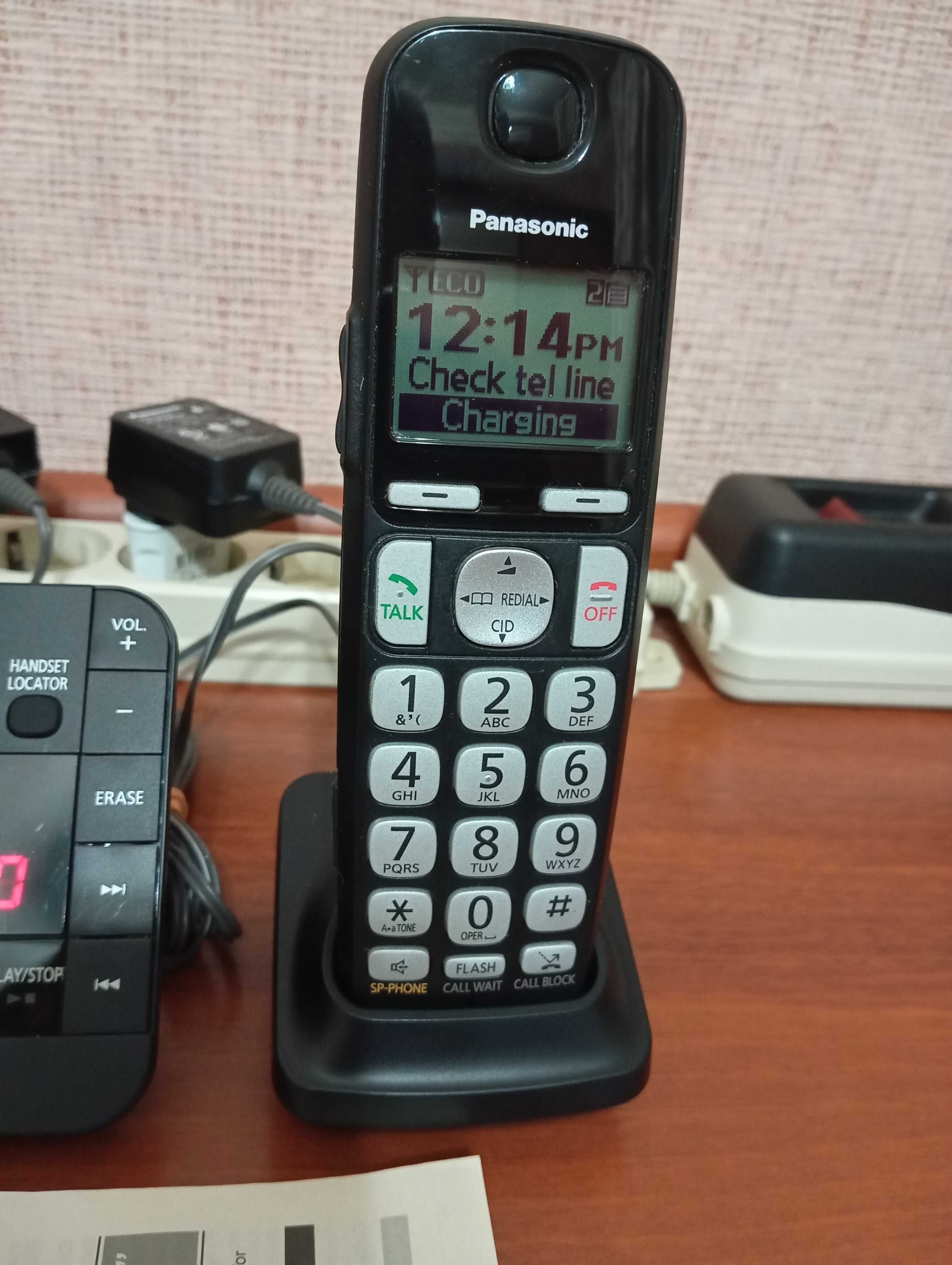 Продам радиотелефон PANASONIC две трубки на один телефонный номер.