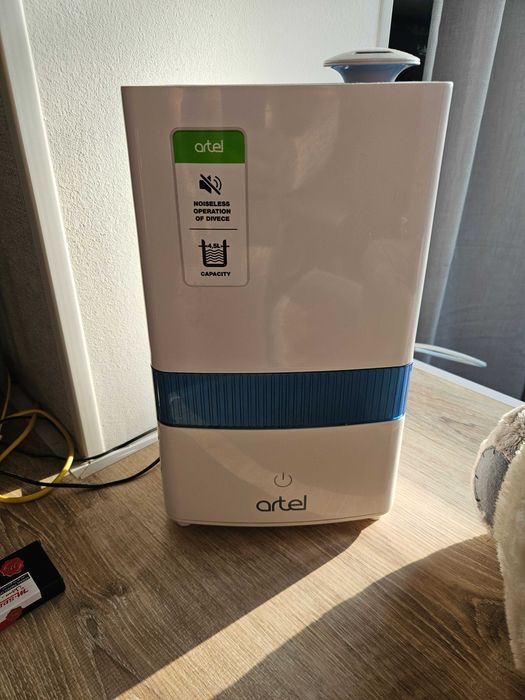 Увлажнитель Artel