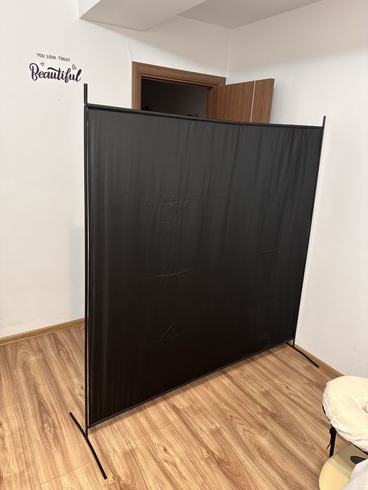 Paravan de camera cu 2 panouri negre mari/ 2 panouri mici albe