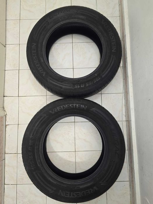 Anvelope/cauciucuri vara 195/65 R15V noi.
