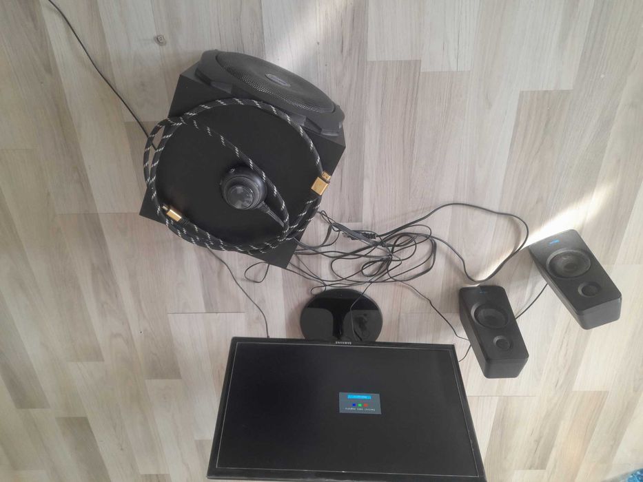 Monitor samsung plus boxe pc