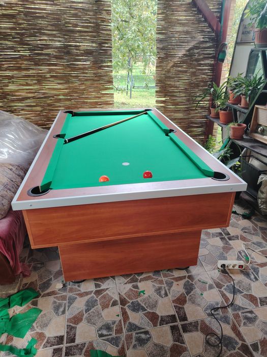 Vând masă de nr 6 placa ardezie