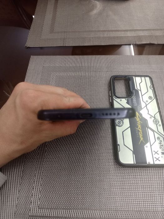 Redmi note 11 idealni deyarli ishlatilmagan ( telefon ochilmagan)