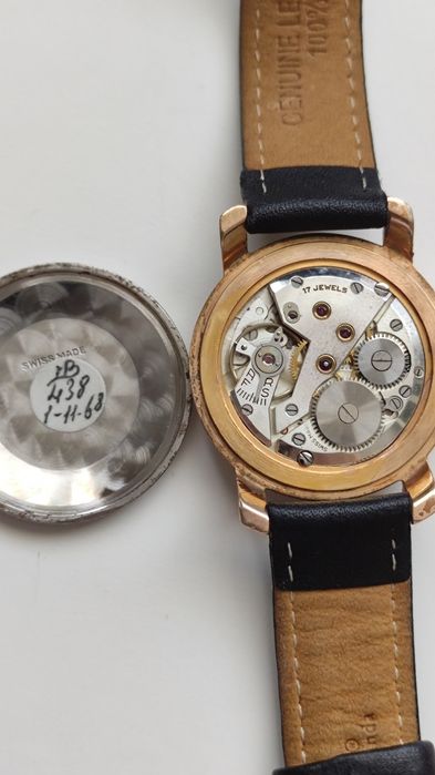 Technos, ceas mecanic anii 1940, placat cu aur, deosebit
