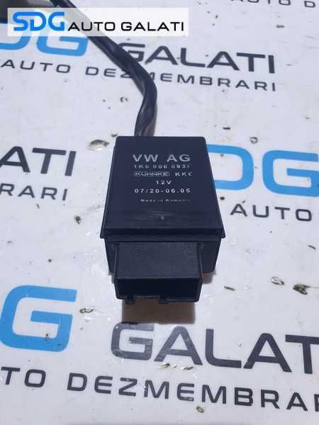 Releu Modul Control Comanda Pompa Combustibil Audi A3 8P 2004 - 2013 Cod Piesa 1K0906093E