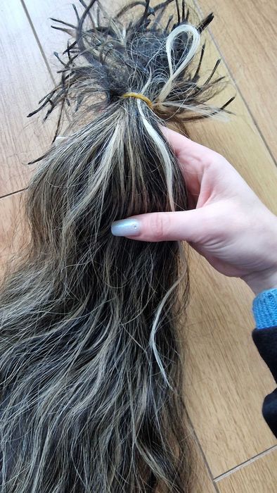 Продавам  200 гр кератинови кичури