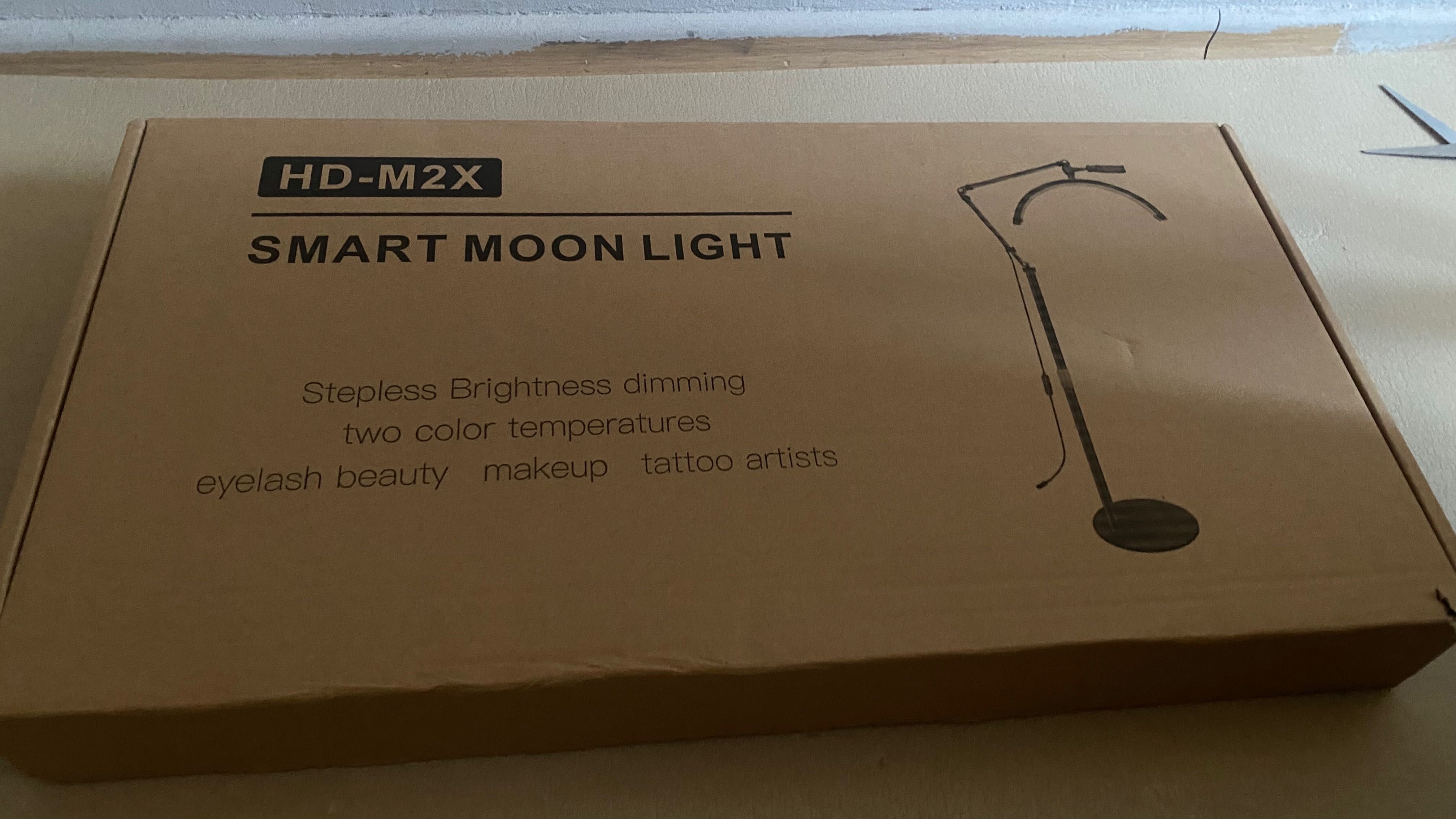 LED лампа луна HalfMoon Козметична лампа 21 w