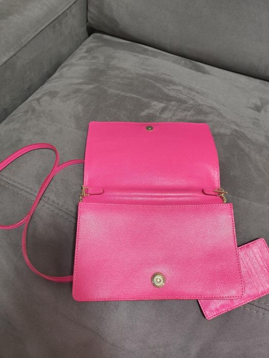 Чанта на FURLA  в цикламен цвят