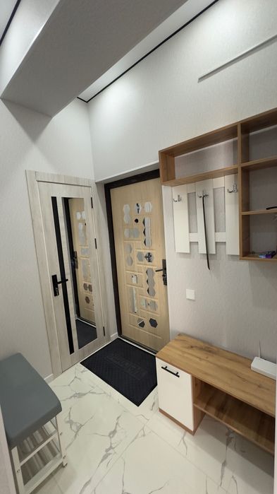 Срочно 3 хонали крытый рынок 3х комнатная квартира в центре города