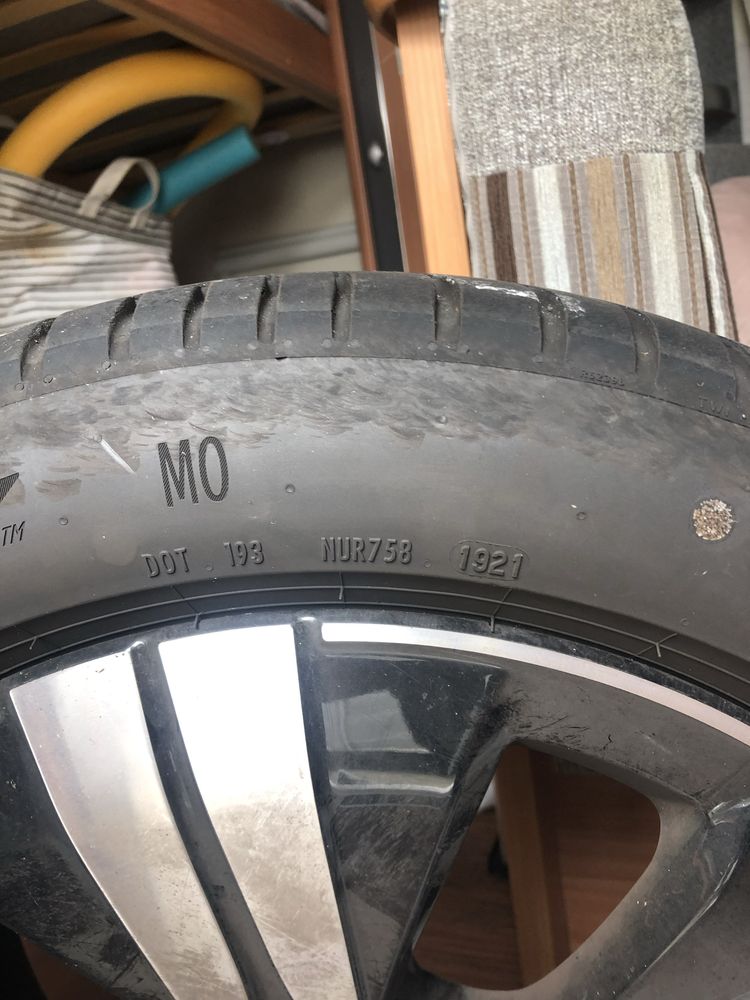 225/50/17 pirelli с джанти на мерцедес.