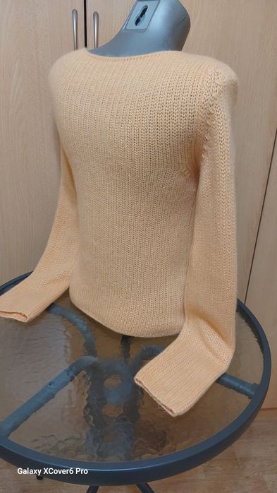 Пуловер. 100% кашмир размер S/XS