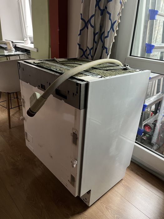 Продам посудомоечную машину Beko DIN5832