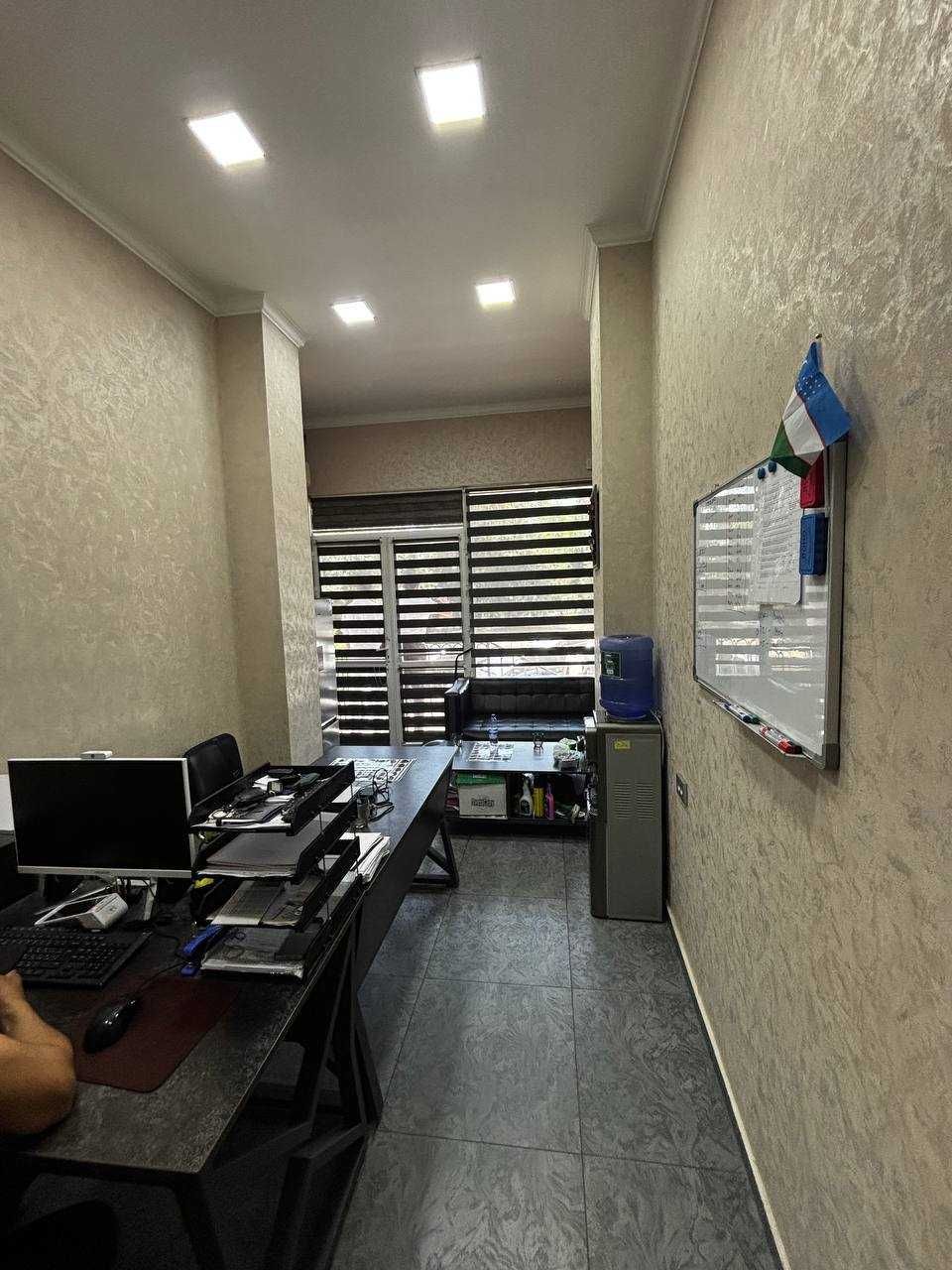 Сдаётся коммерческое помещение 25 м², 1 линия, Центр, Айбек