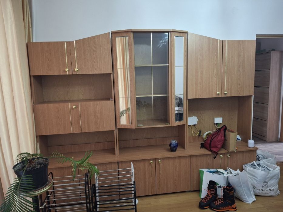 Biblioteca mare living