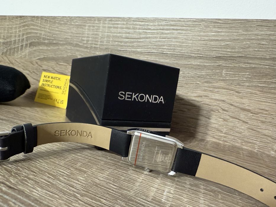 Ceas dama Sekonda 4025, curea piele neagra, quartz