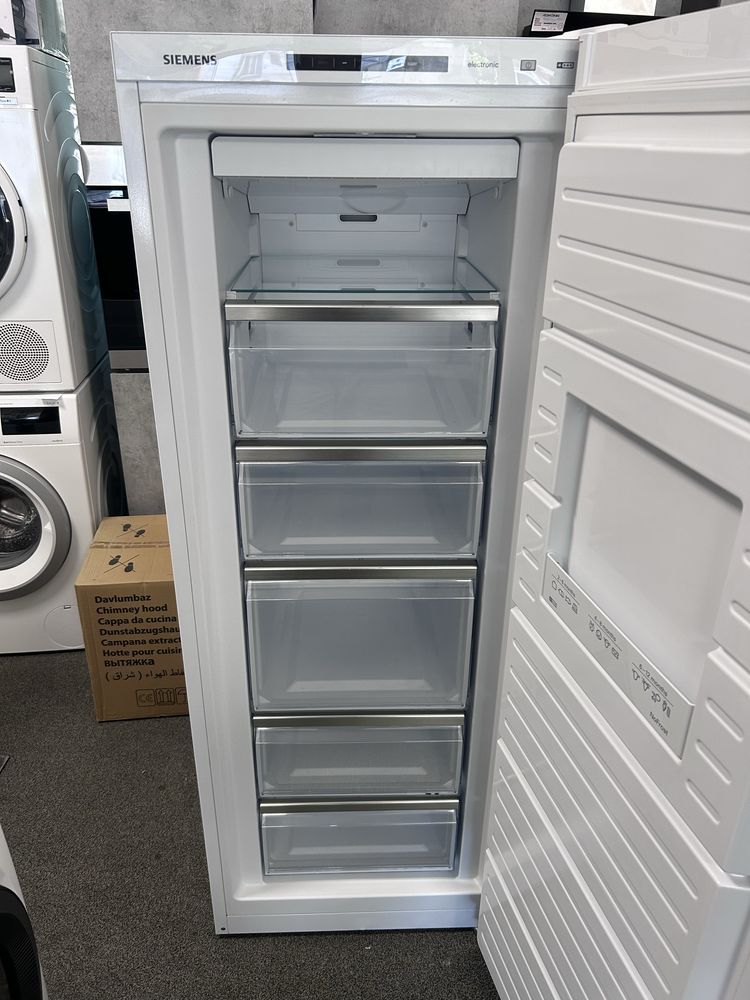 А++ инвертор Вертикален Фризер Siemens GS29NAW30 – NoFrost, 200 л, A++