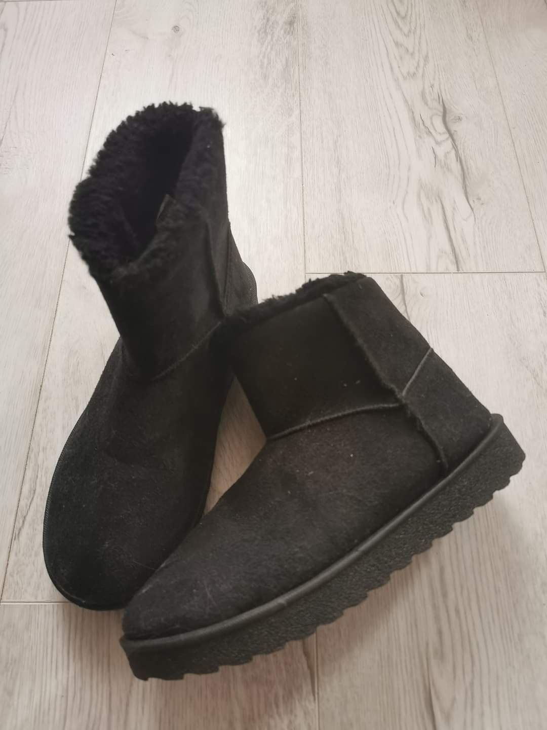 Ugg-uri WAIKIKI marimea 37