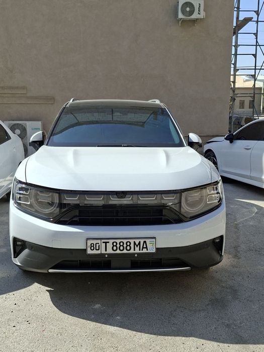 Ниутрон мошин сотилади