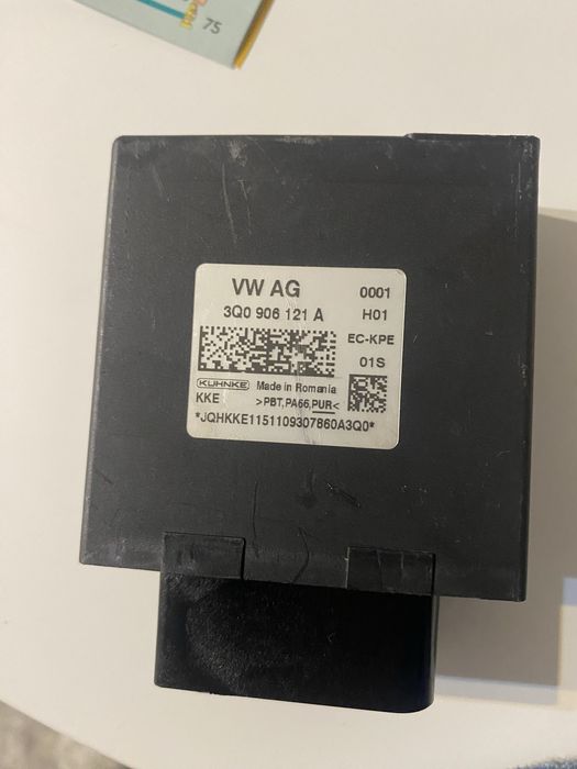 Modul control pompa combustibil vw passat B8 - 3q0 906 121 A