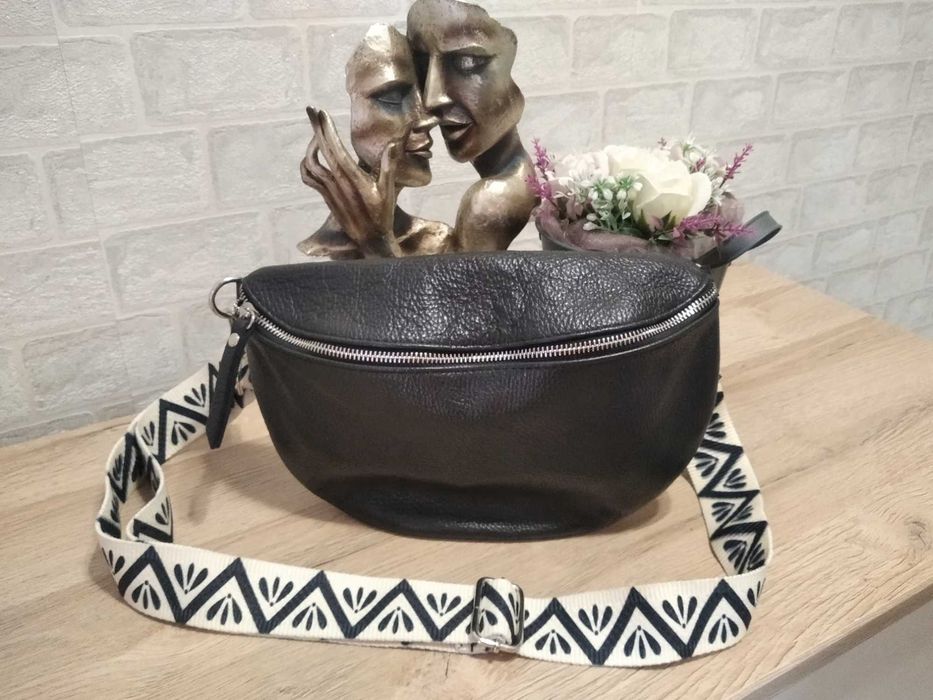 Дамска чанта, модел cross-body