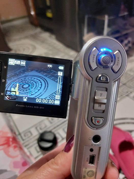 Vând camera HD  -dv 1080p aiptek