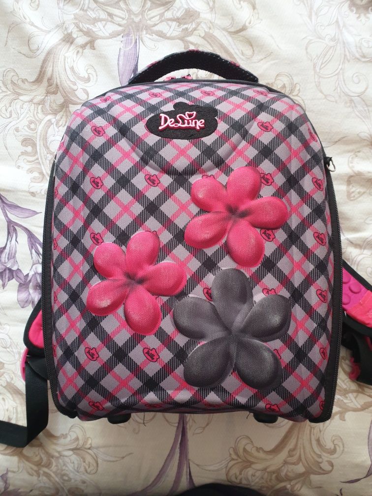 Рюкзак школьный и сумка