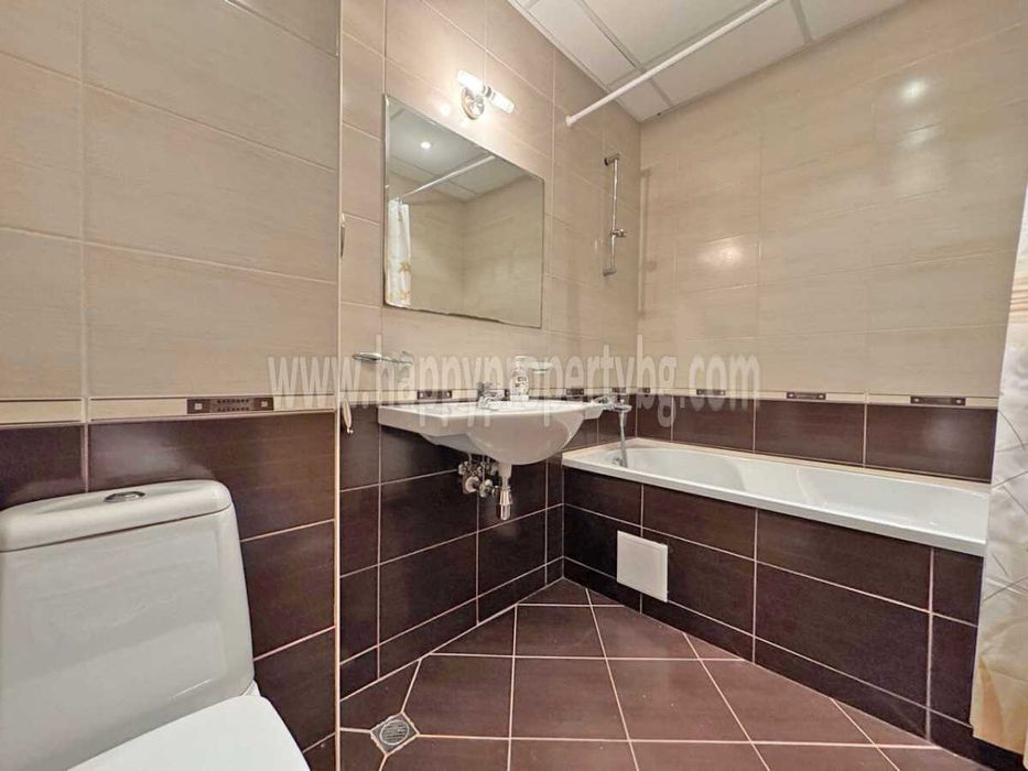 Продава се Двустаен апартамент в к.к. Слънчев бряг - 75 кв.м за 1060 €/кв.м - Снимка #8