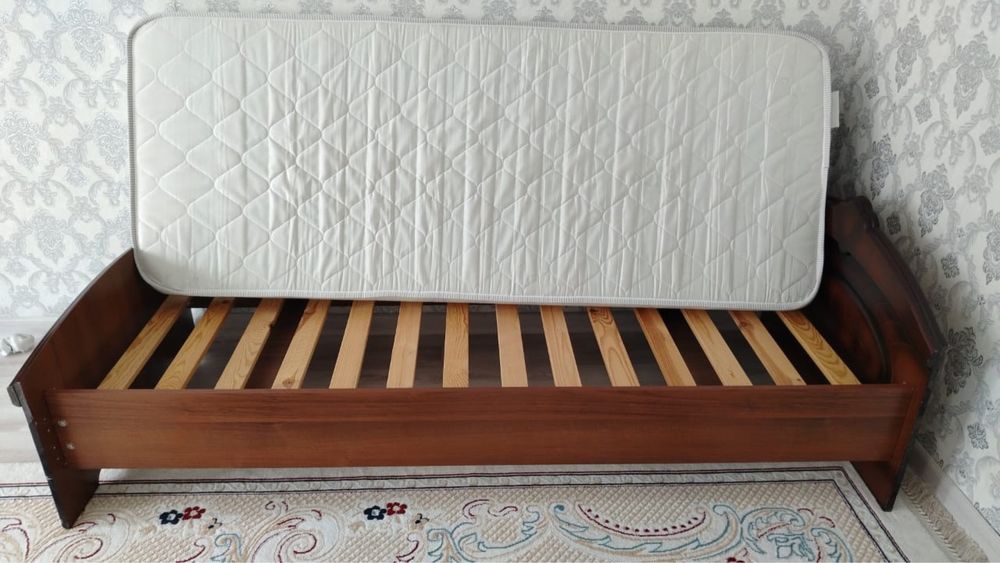 Продам  односпальная кровать