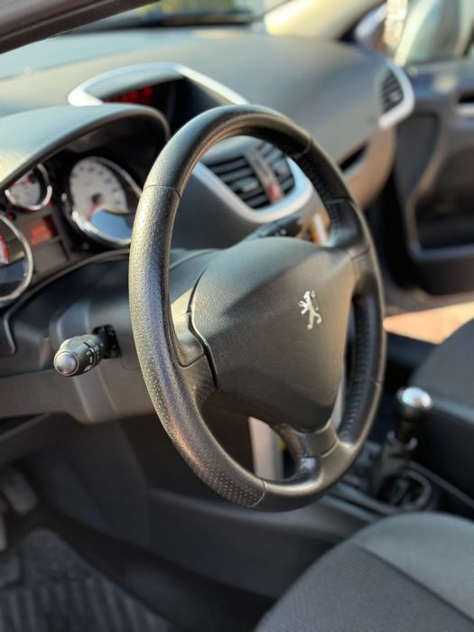 Peugeot 207 1.4 hdi